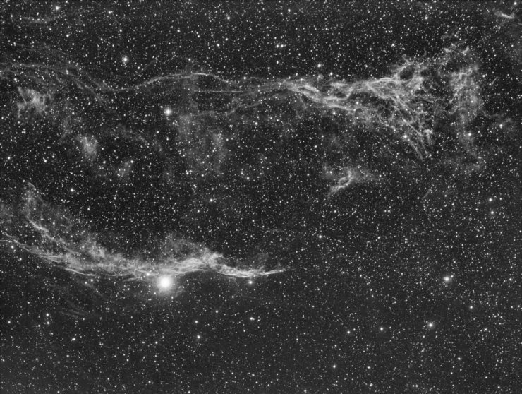 Parts of the Veil nebula - NGC 6960 and NGC 6979 in hα - stern|wanderer.at